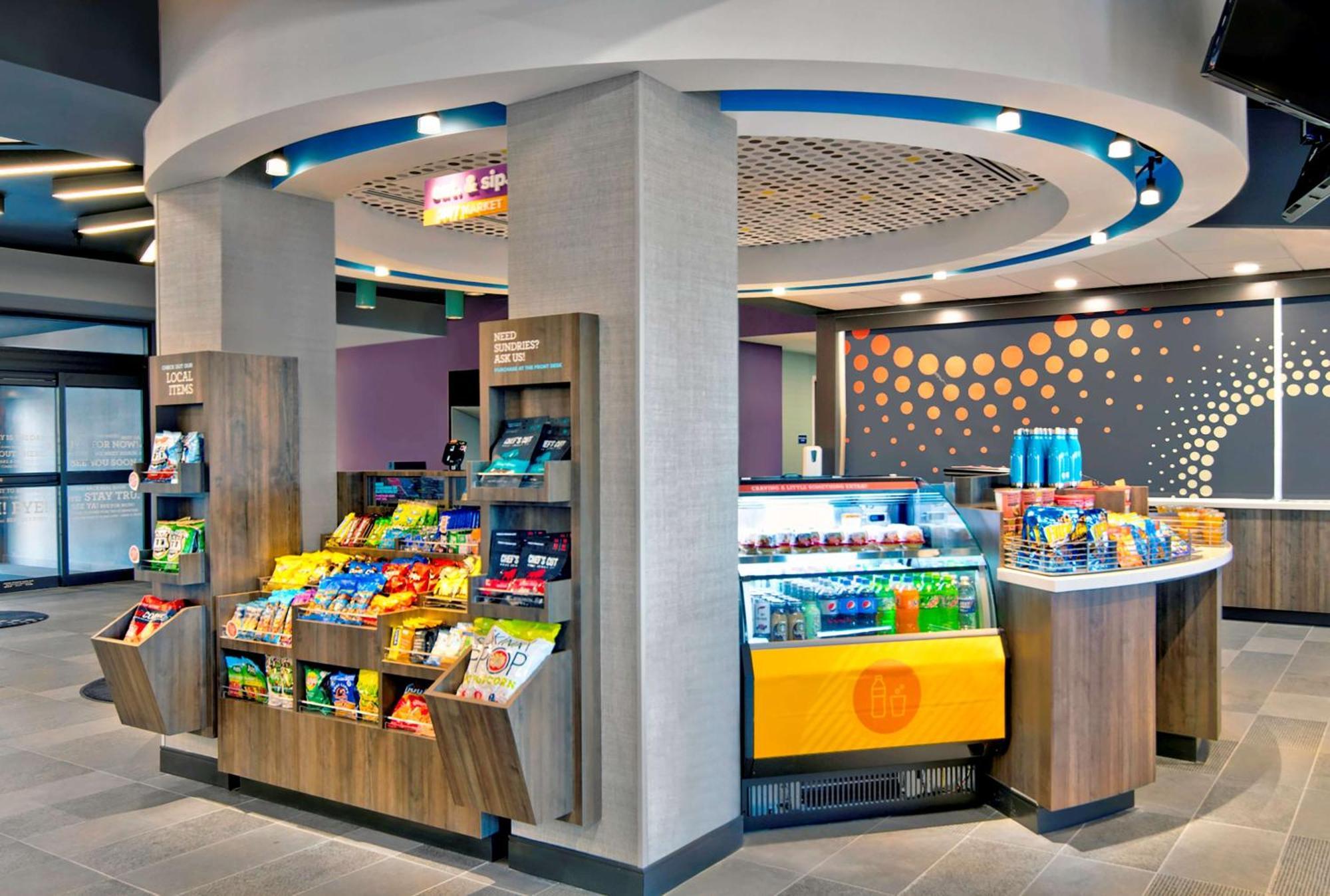 Tru By Hilton Ashburn One Loudoun, Va Hotel Exterior photo